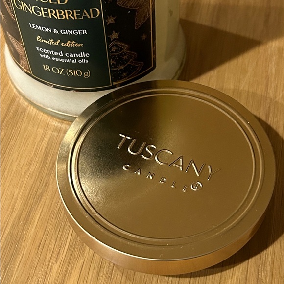 Tuscany Candle Iced Gingerbread Scented Candle Limited Edition - Picture 11 of 16